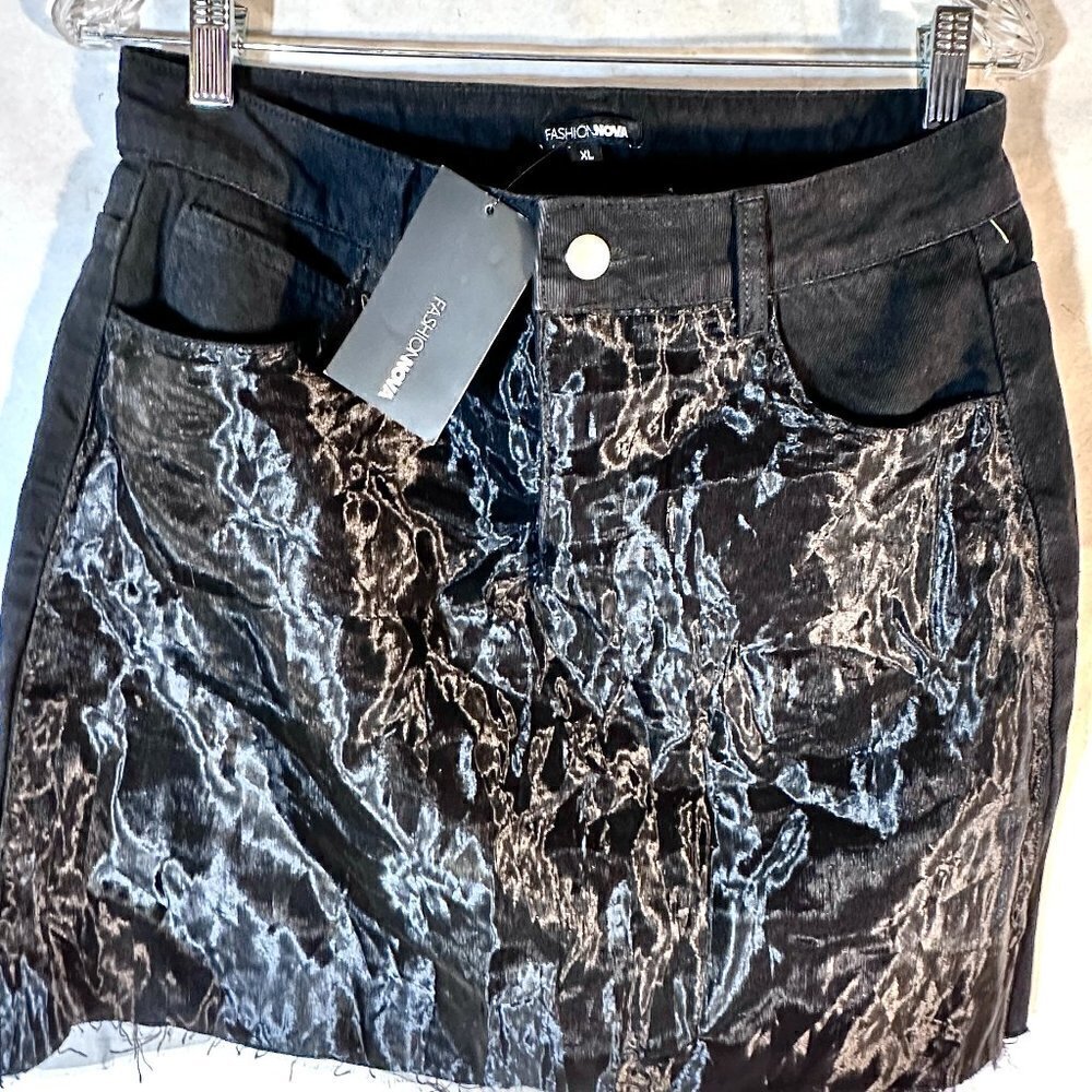 Fashion Nova Extra Large XL Mini Skirt NWT Black Jeans Lace Denim NWOT